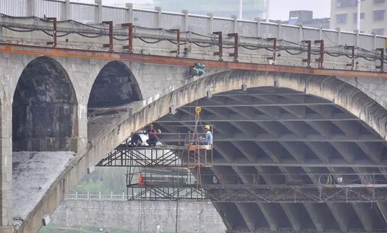 平凉有哪些常用的桥梁加固材料和施工工艺呢