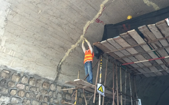 平凉房屋加固改扩建楼板应该要如何加固？